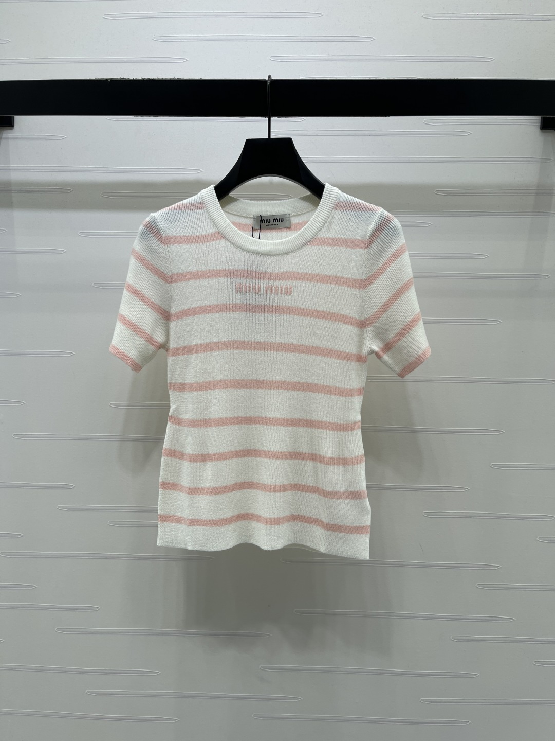 Women's short sleeves